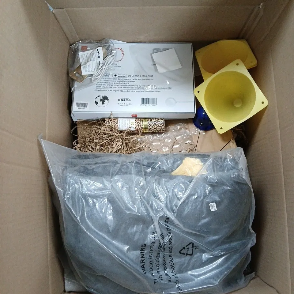 BOX OF APPROXIMATELY 12 ITEMS TO INCLUDE: TECH SET AND BLOW UP FOOTBALL