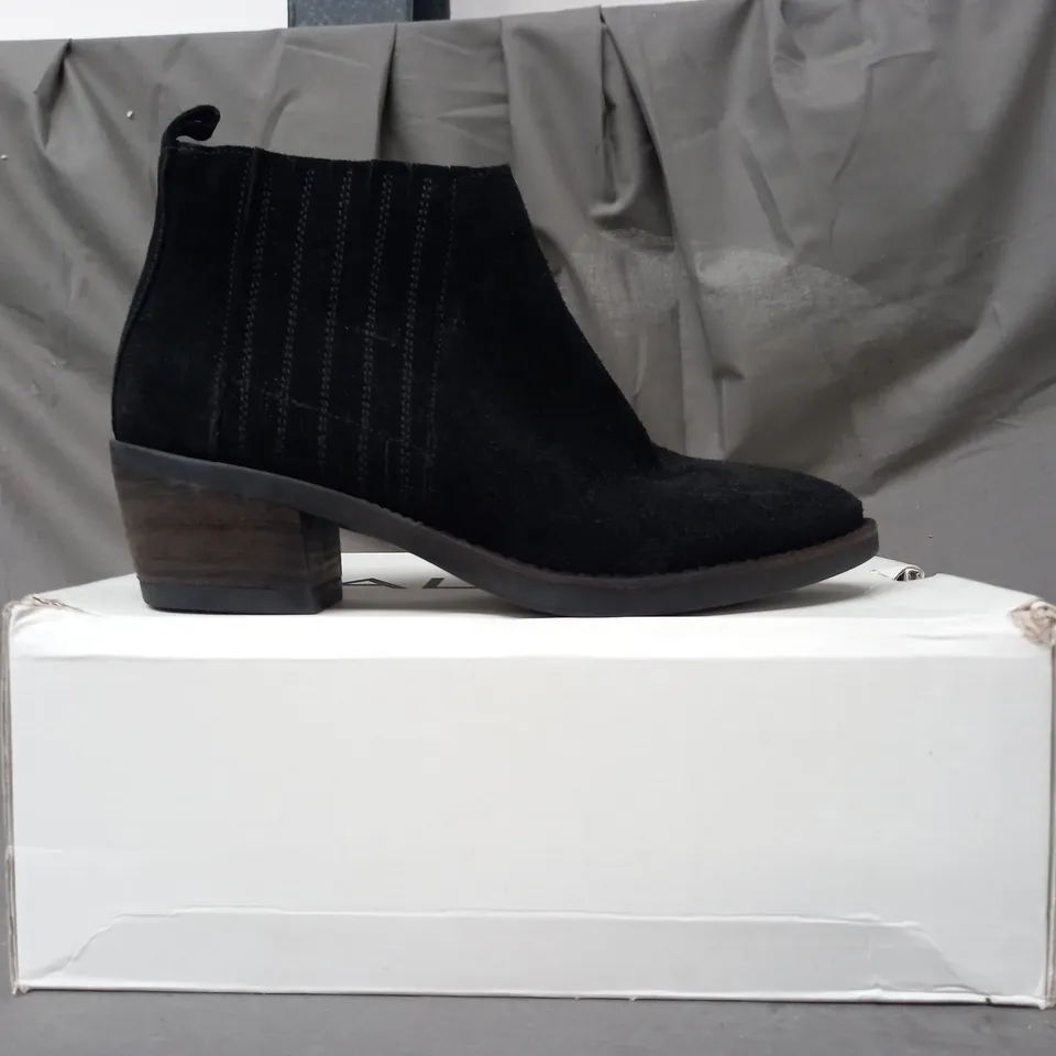 BOXED PAIR OF ALDO EDAECIA SUEDE ANKLE BOOTS IN BLACK EU SIZE 36