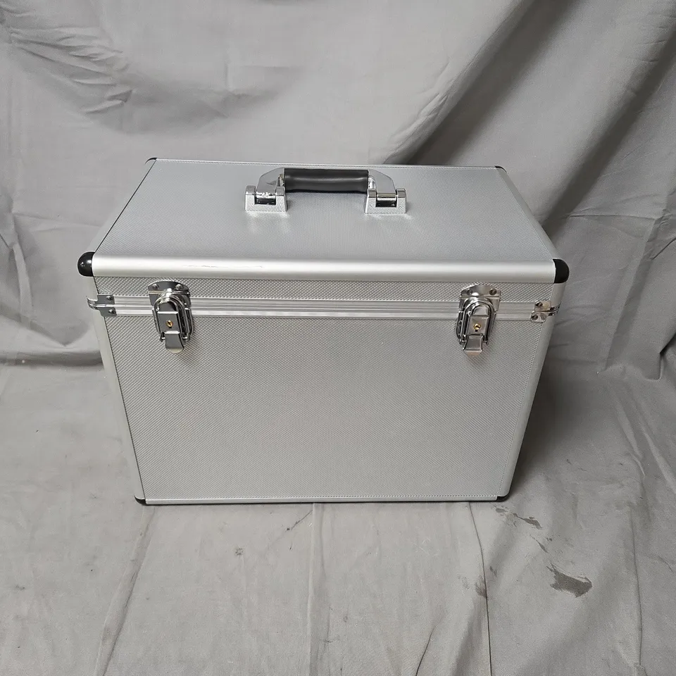 OPATRA LONDON LED LIGHT THERAPY FACIAL DEVICE WITH ALUMINIUM TRAVEL CASE