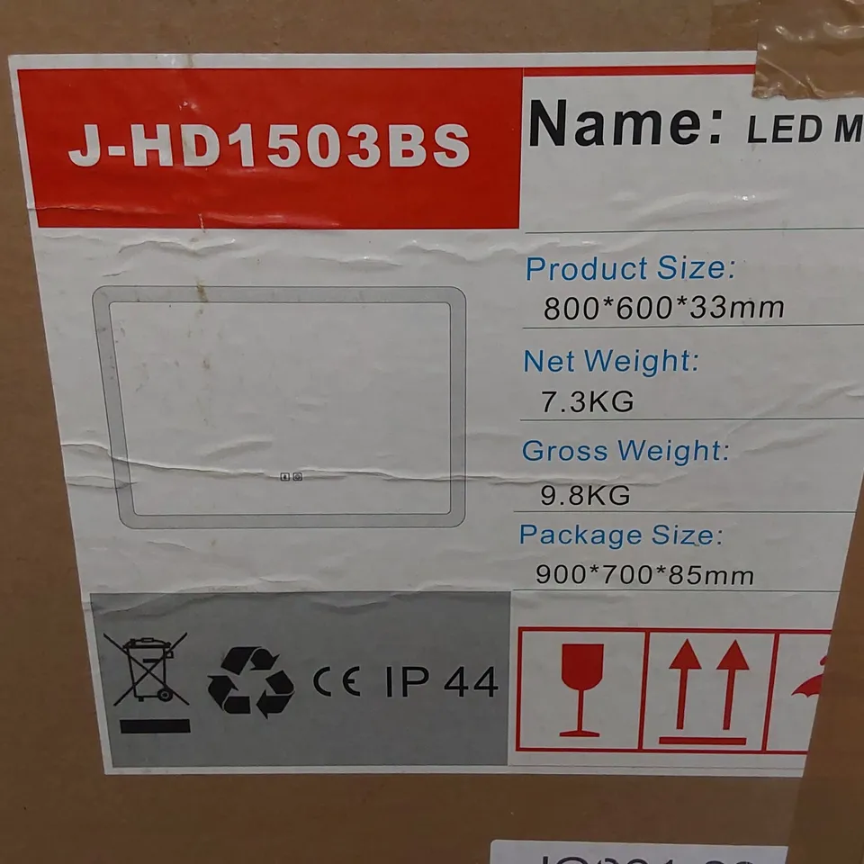 BOXED 80 X 60cm RECTANGULAR LED MIRROR WITH BLUETOOTH, ADJUSTABLE LED BRIGHTNESS (1 BOX)