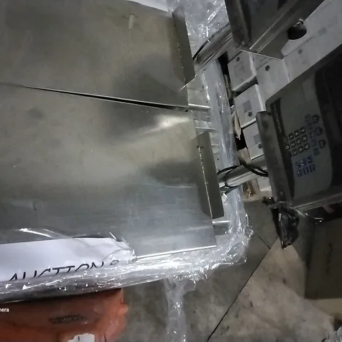 AVERY WEIGH-TRONIX E1110 SCALE
