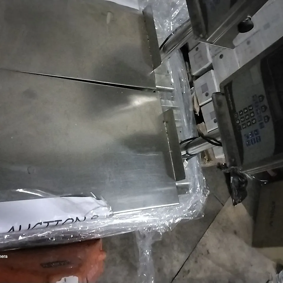 AVERY WEIGH-TRONIX E1110 SCALE