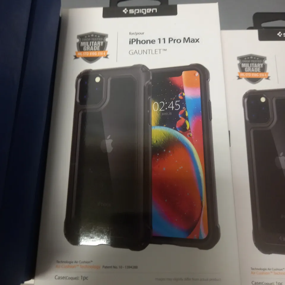 LOT OF APPROXIMATELY 28 ASSORTED MOBILE PHONE CASES TO INCLUDE SPIGEN FOR IPHONE 11 PRO MAX AND SAMSUNG GALAXY S9 CASES
