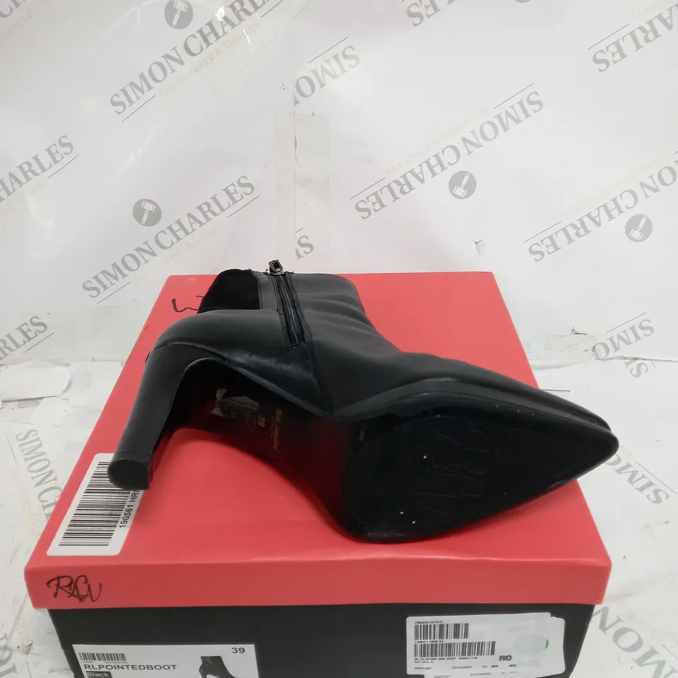 RUTH LANGSFORD PLATFORM LEATHER ANKLE BOOT - BLACK - UK 6