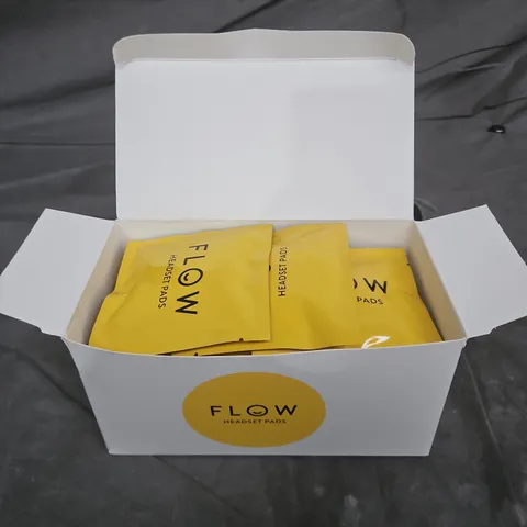BOXED FLOW HEADSET PADS