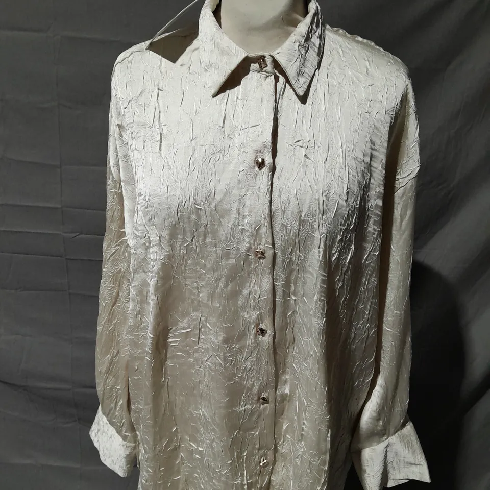 ZARA SHIRT SIZE MEDIUM 