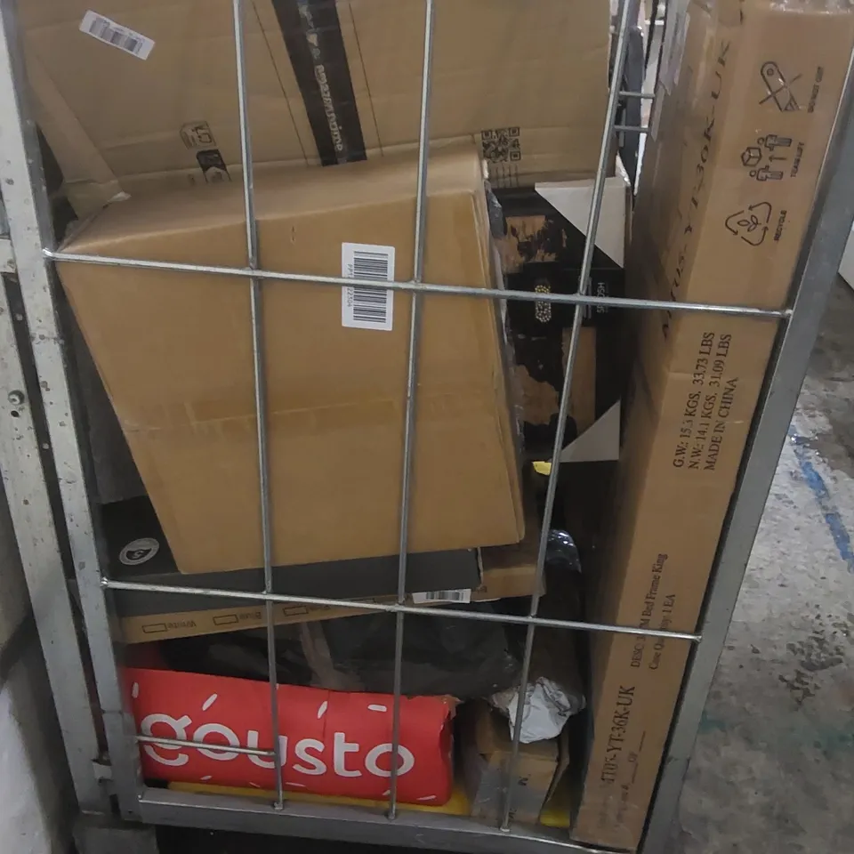 CAGE CONTAINING ASSORTED ITEMS INCLUDING: BED FRAME ECT  // CAGE NOT INCLUDED