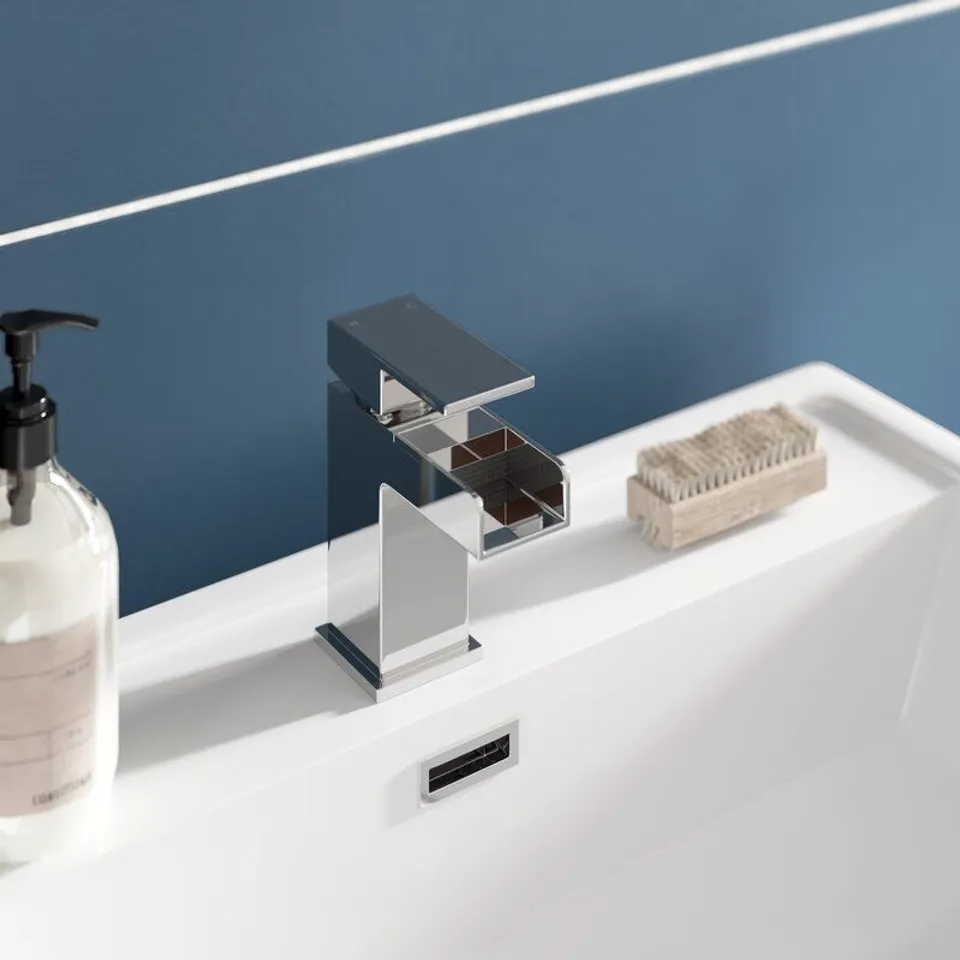 BOXED ACKERMAN WATERFALL MONO BASIN MIXER 