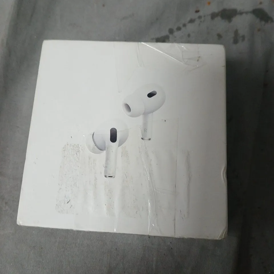 APPLE AIRPODS 