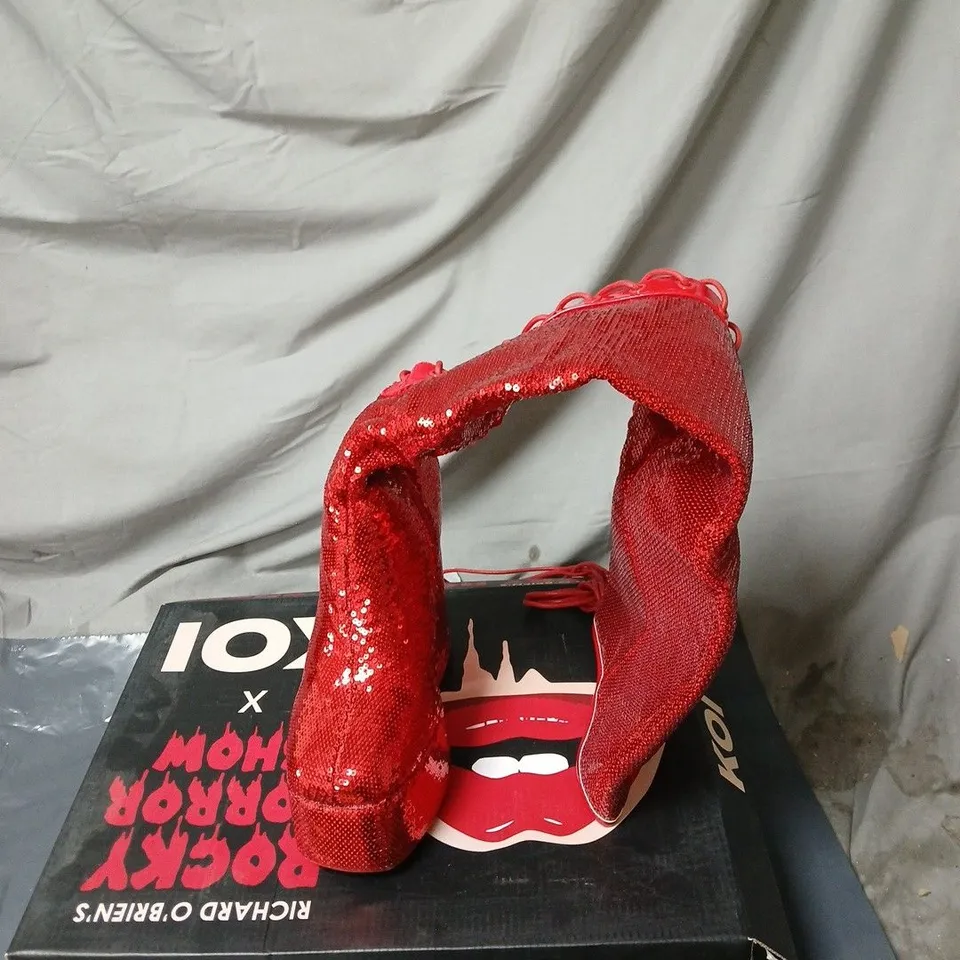 KOI ROCKY HORROR SHOW CREATURE OF THE NIGHT LONG RED SEQUIN BOOTS BOXED SIZE 3