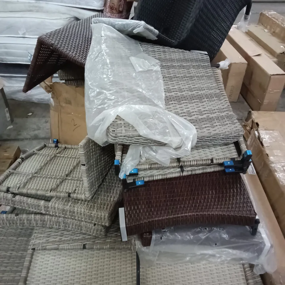 PALLET OF ASSORTED RATTAN EFFECT GARDEN FURNITURE PARTS 