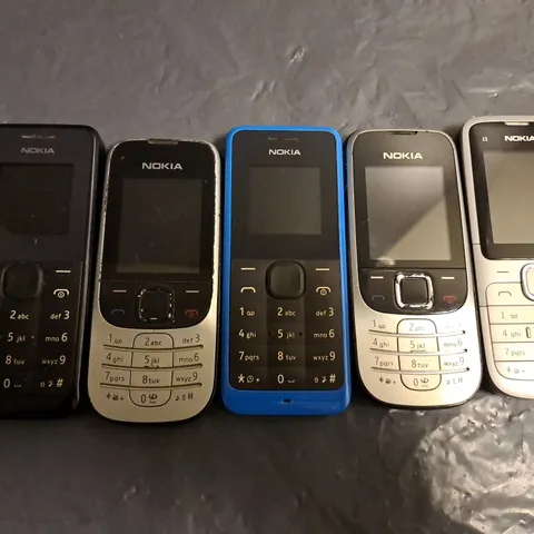 5 ASSORTED NKIA PHONES TO INCLUDE C1-01, RM-908, RM-512, ETC