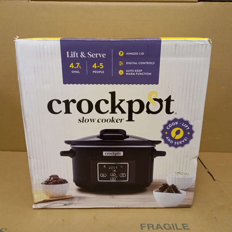 CROCK POT SLOW COOKER 