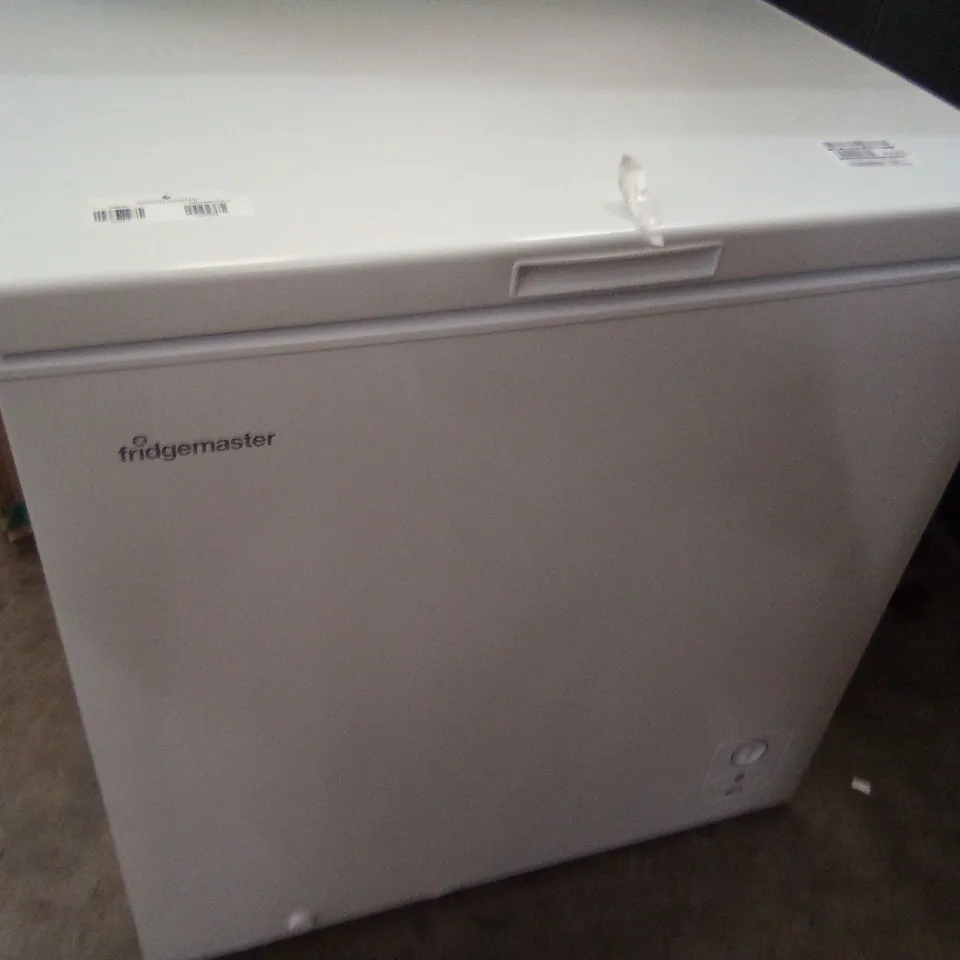 FRIDGEMASTER WHITE CHEST FREEZER