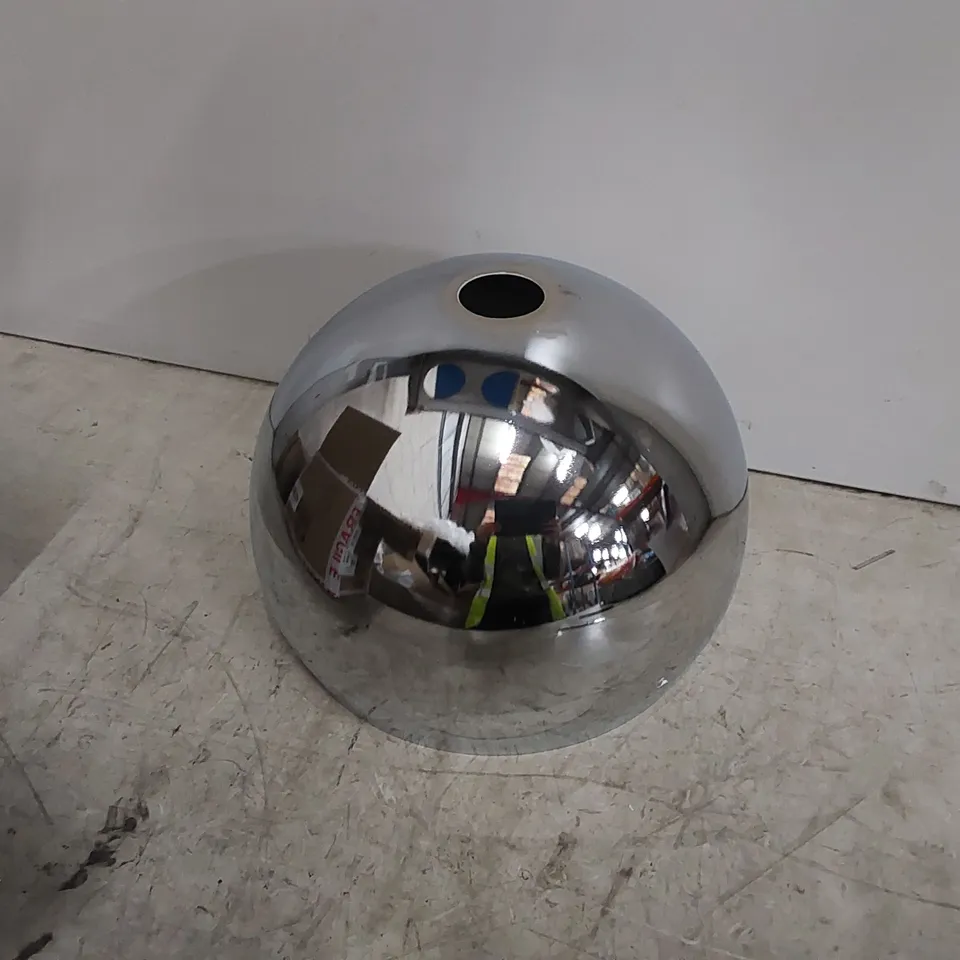 BOXED HOLDEN LAMP SHADE SILVER