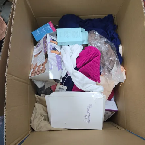 BOX OF APPROXIMATELY 25 ASSORTED ITEMS TO INCLUDE: PURE AND NATURAL PINK PONCHO LIKE JUMPER