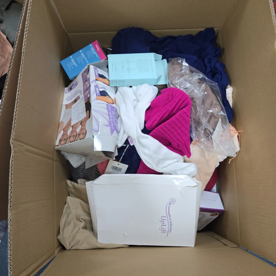 BOX OF APPROXIMATELY 25 ASSORTED ITEMS TO INCLUDE: PURE AND NATURAL PINK PONCHO LIKE JUMPER 