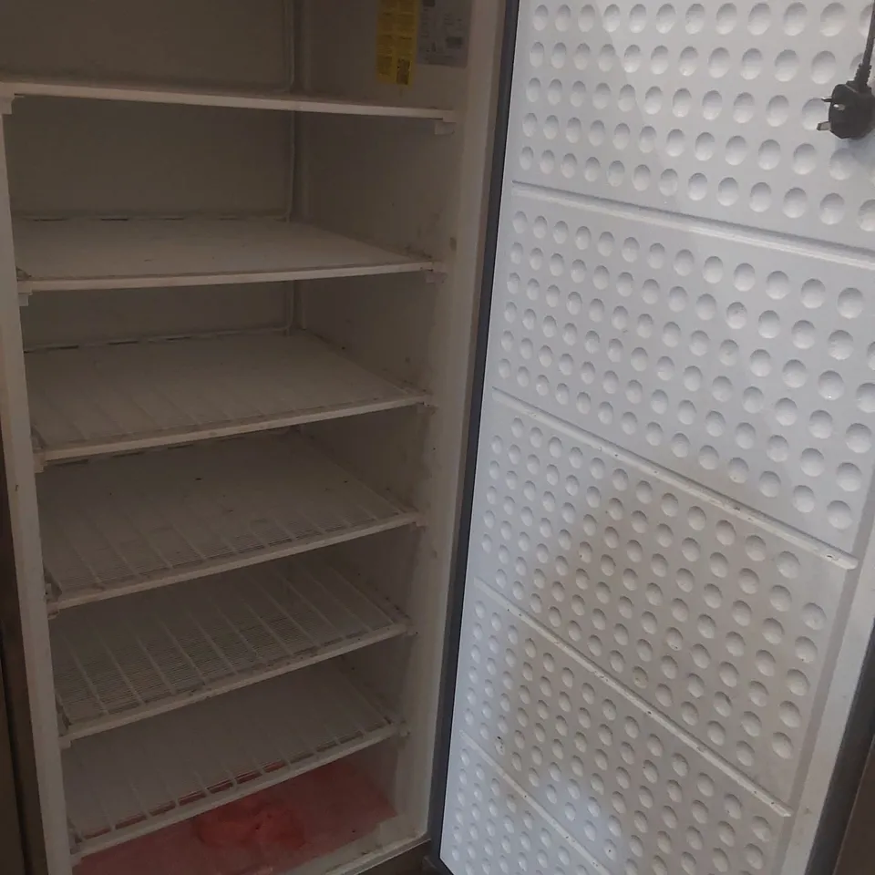 POLAR CD085 COMMERCIAL C-SERIES UPRIGHT FREEZER 600LTR