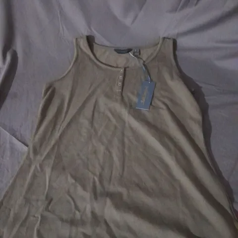 RUTH LANGSFORD PLACKET VEST TOP IN KHAKI SIZE M