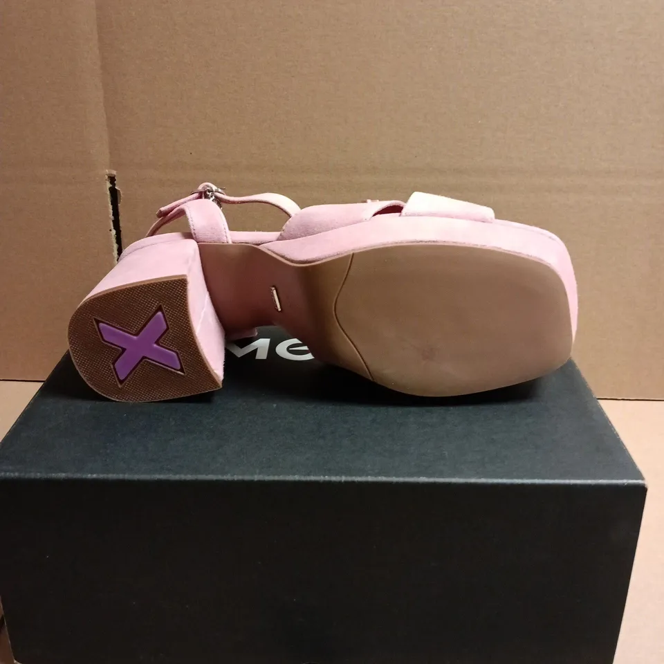 BOXED PAIR OF MEXX NALINA PINK PLATFORM SANDALS – UK 5 