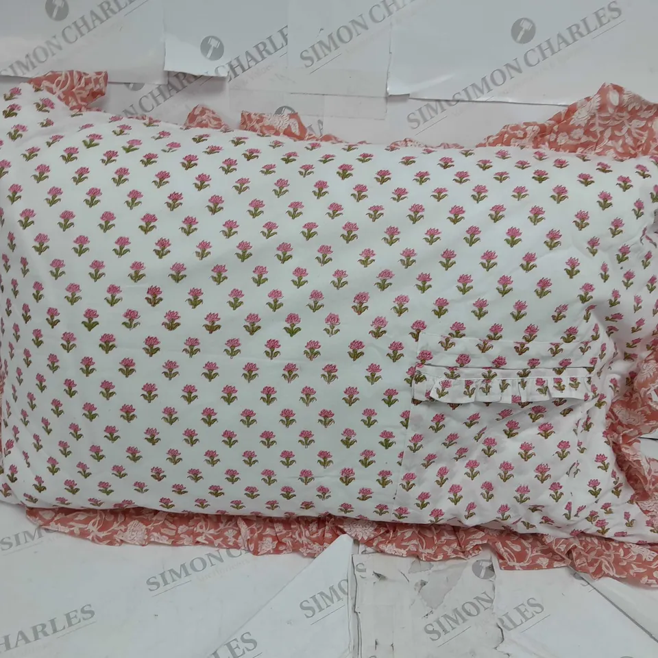 46 STICH PILLOW