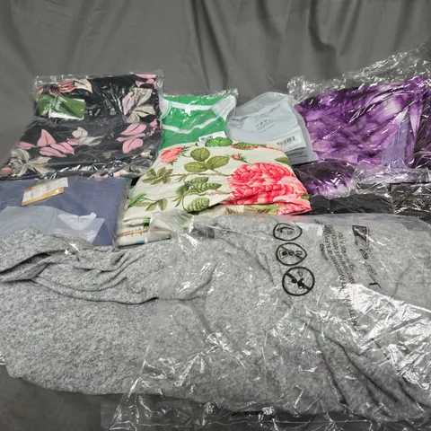 BOX OF ASSORTED CLOTHING ITEMS IN VARIOUS COLOURS, STYLE AND SIZES