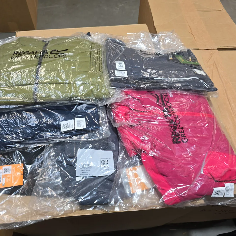 LOT OF APPROXIMATELY 18  ASSORTED BRAND NEW REGATTA AND DARE2BE CLOTHING ITEMS