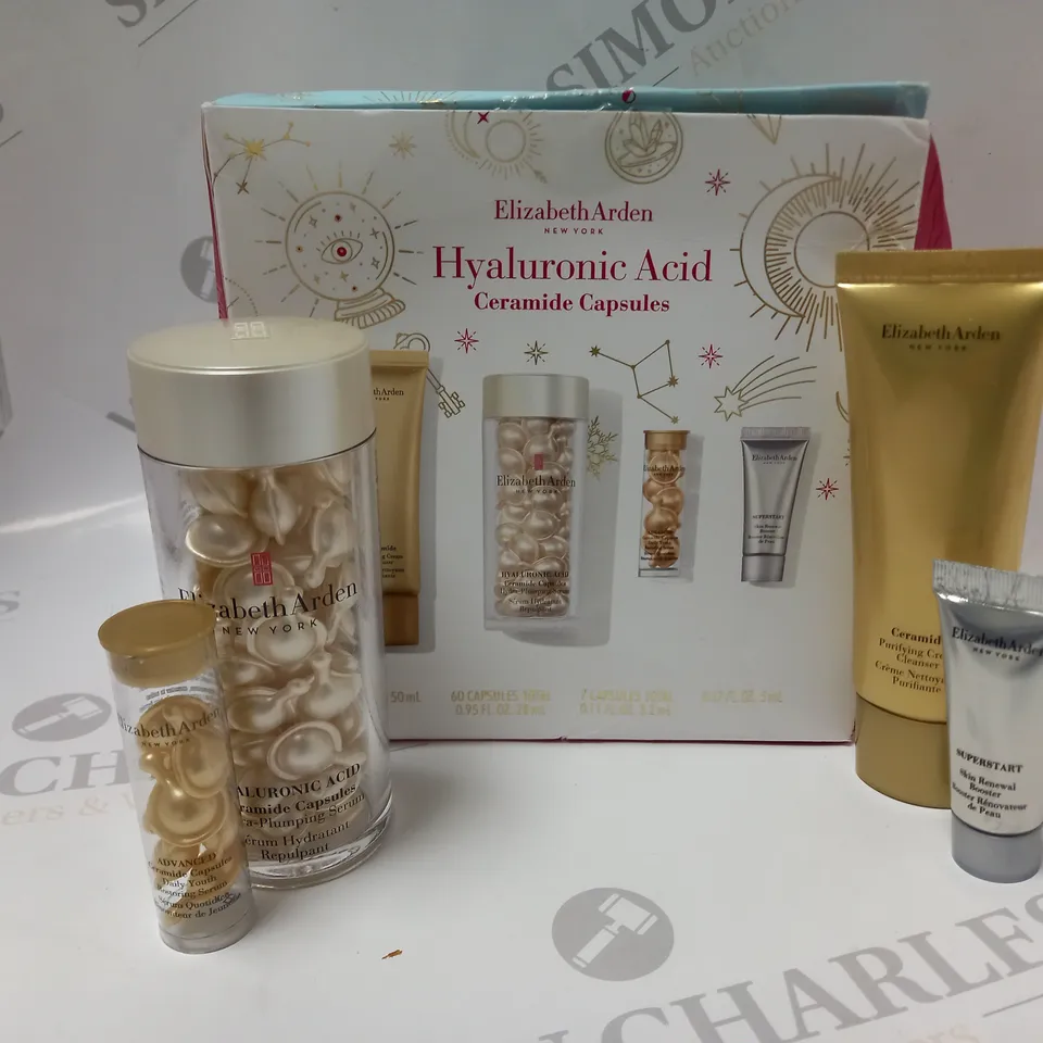 ELIZABETH ARDEN PLUMPED PERFECT HYALURONIC ACID  RRP £77