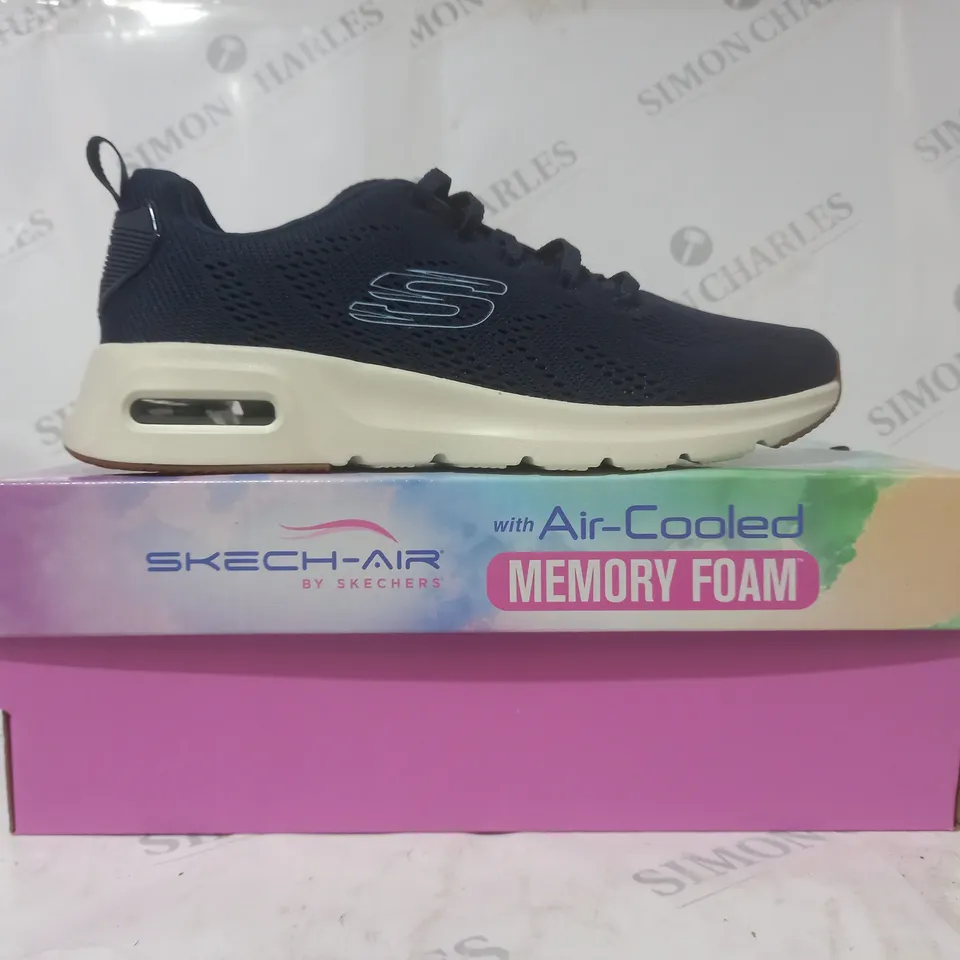 BOXED PAIR OF SKETCHERS AIR COOLED TRAINERS IN NAVY SIZE 6