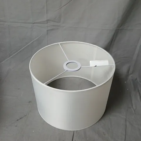 WHITE CYLINDRICAL LIGHT SHADE 