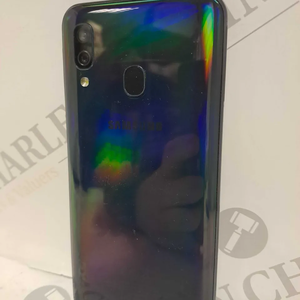 SAMSUNG GALAXY A40 SMARTPHONE 