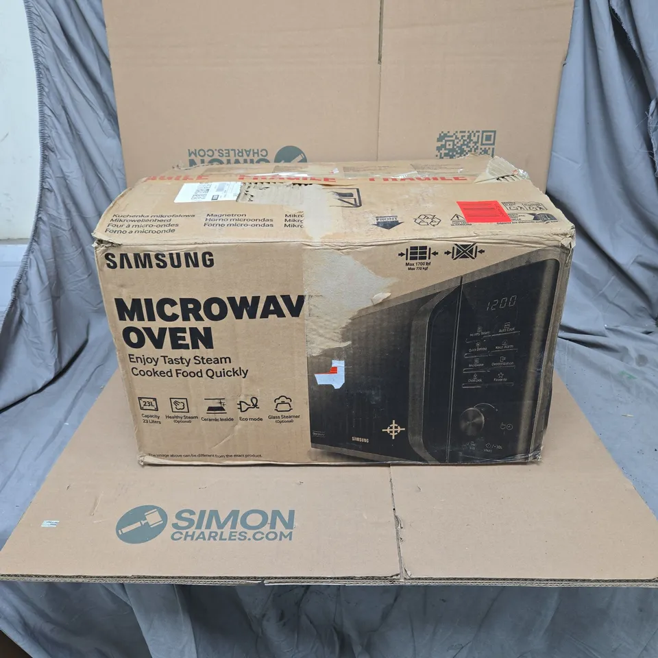 SAMSUNG MICROWAVE OVEN – BOXED