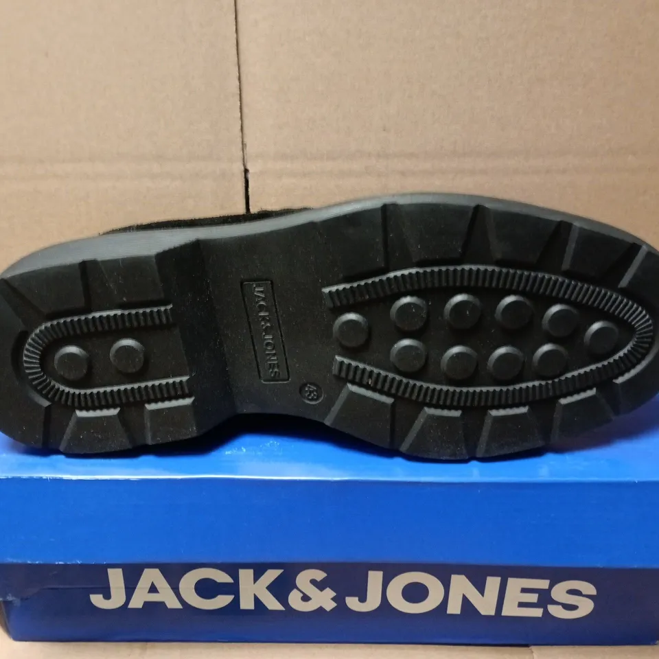 BOXED PAIR OF JACK & JONES BLACK SUEDE LOAFERS - UK 9