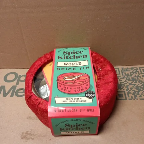 SPICE KITCHEN WORLD SPICE TIN WITH RECIPE BOOK AND SPICE SPOON INCLUDED