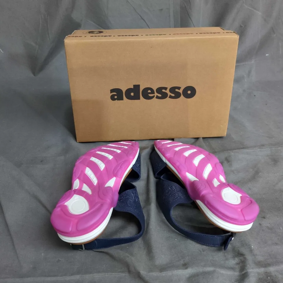 ADESSO WOMEN'S NAVY SANDALS WITH PINK SOLE - EU 37 (UK 4.5)