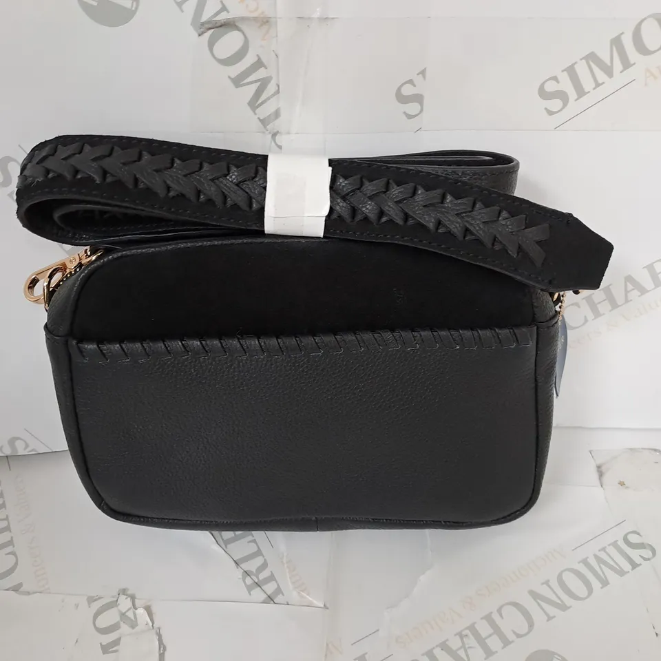 ACCESSORIZE REAL LEATHER BLACK BAG