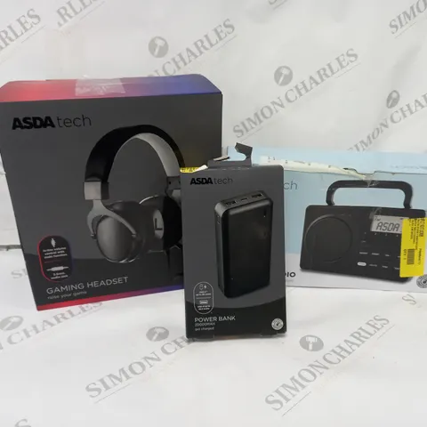 APPROXIMATELY 20 ASSORTED ITEMS TO INCLUDE GAMING HEADSET, PORTABLE RADIO, POWER BANK ETC.