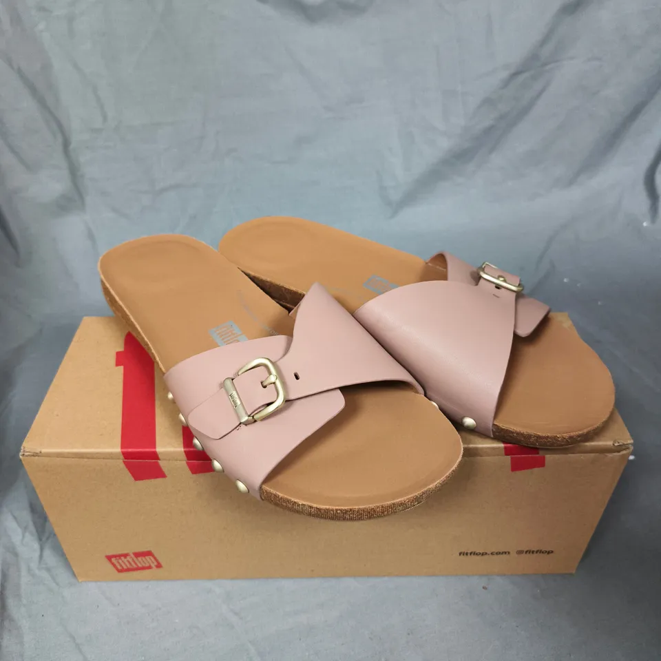 FITFLOP CUSHION ADJUSTABLE BUCKLE LEATHER SLIDES – BEIGE BUFF, UK 7