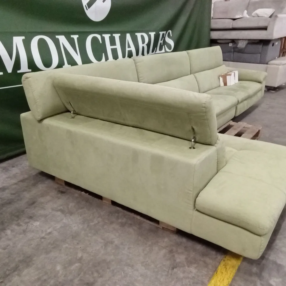 QUALITY DESIGNER ITALIAN MADE MARTINE LARGE FABRIC ELECTRIC RECLINING CORNER SOFA