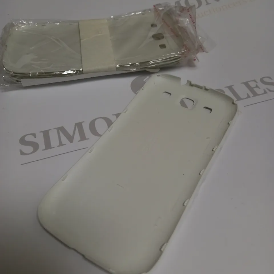 SAMSUNG S3 BACK COVERS WHITE APPROX. 5