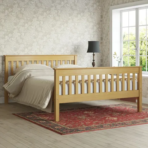 BOXED CALLENSBURG BED FRAME - 4' SMALL DOUBLE, WAXED (2 BOXES)