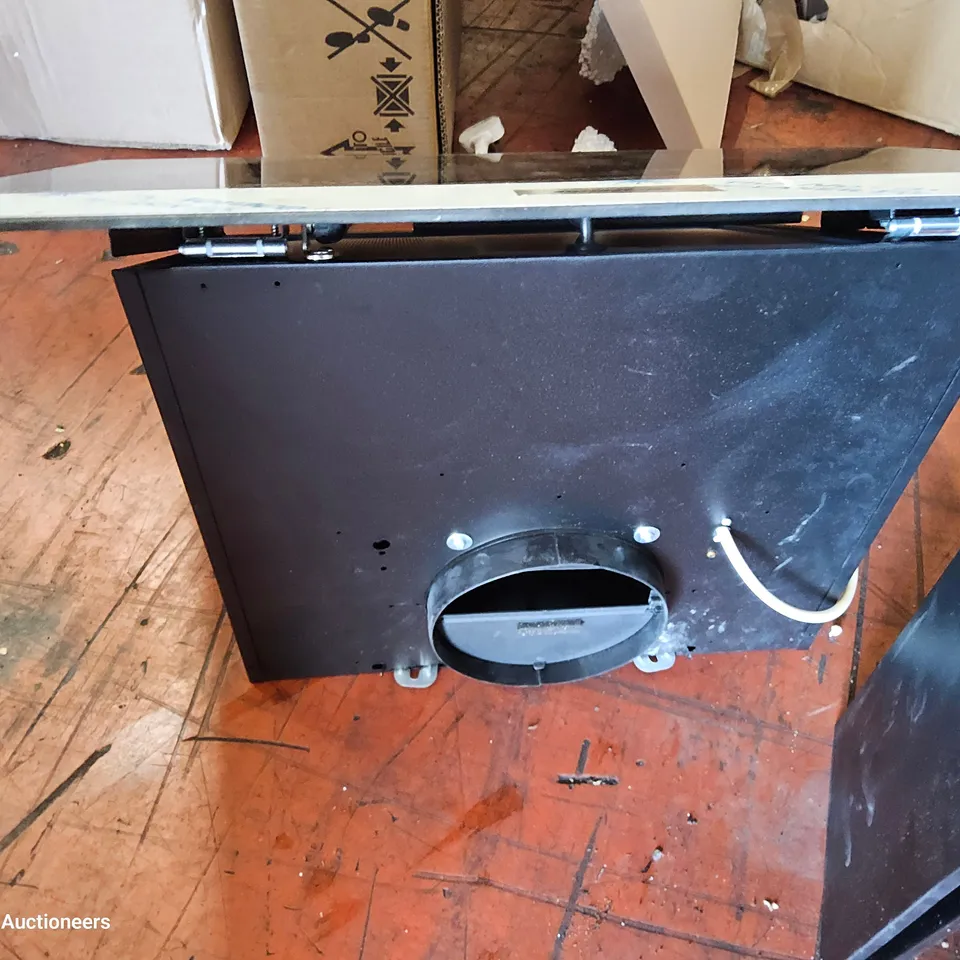BOXED SILVERLINE CHIMNEY HOOD Model 3457 BLACK