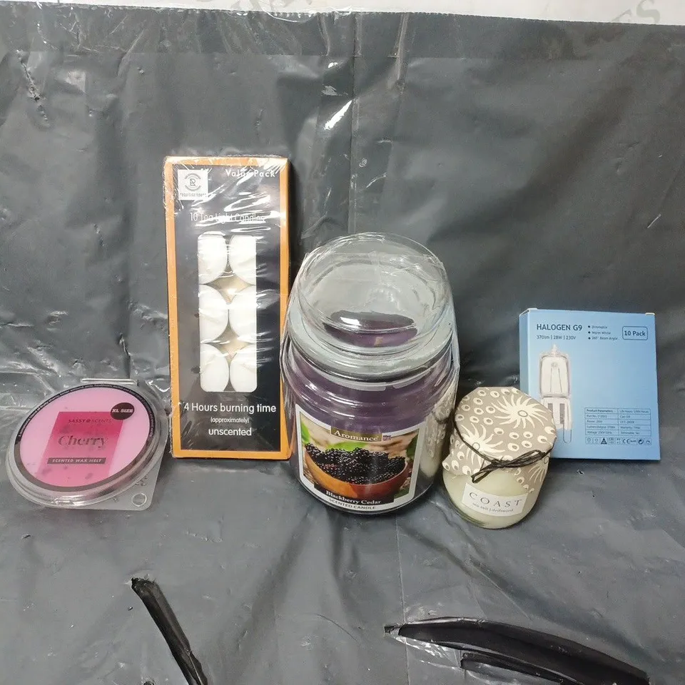 BOX OF APPROXIMATELY 12 ASSORTED ITEMS TO INCLUDE - HALOGEN G9 , 10 TEA LIGHTS , COAST SEA SALT DRIFTWOOD CANDLE ETC