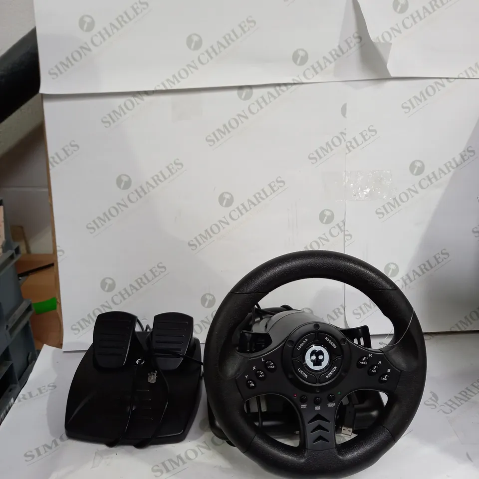 NUMSKULL RACING WHEEL & PEDALS