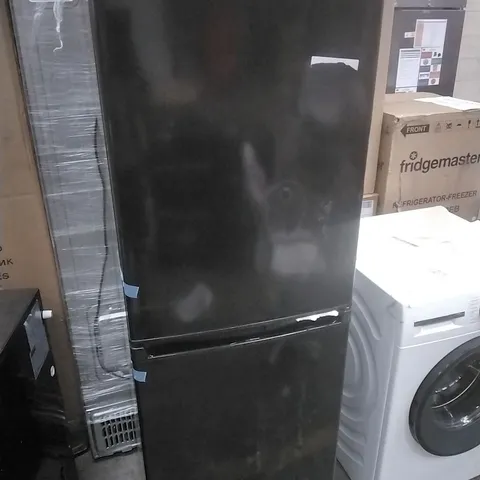 SWAN
SR8161B 172CM HIGH, 55CM WIDE, 50/50 SPLIT FRIDGE FREEZER - BLACK