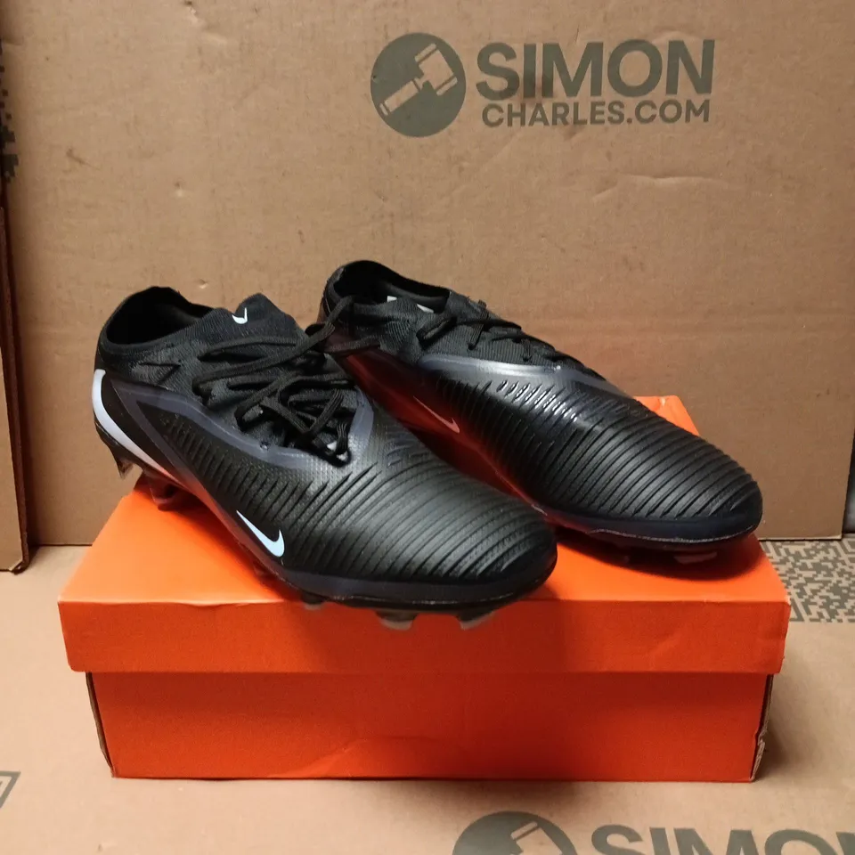 NIKE PHANTOM 6 LOW PRO FG FOOTBALL BOOTS – BLACK/WHITE, UK 13