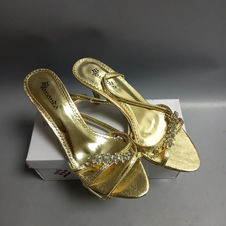 BOXED AVANDA LADIES GOLD SLING BACK SANDALS WITH CRYSTAL DETAIL. SIZE EU 36