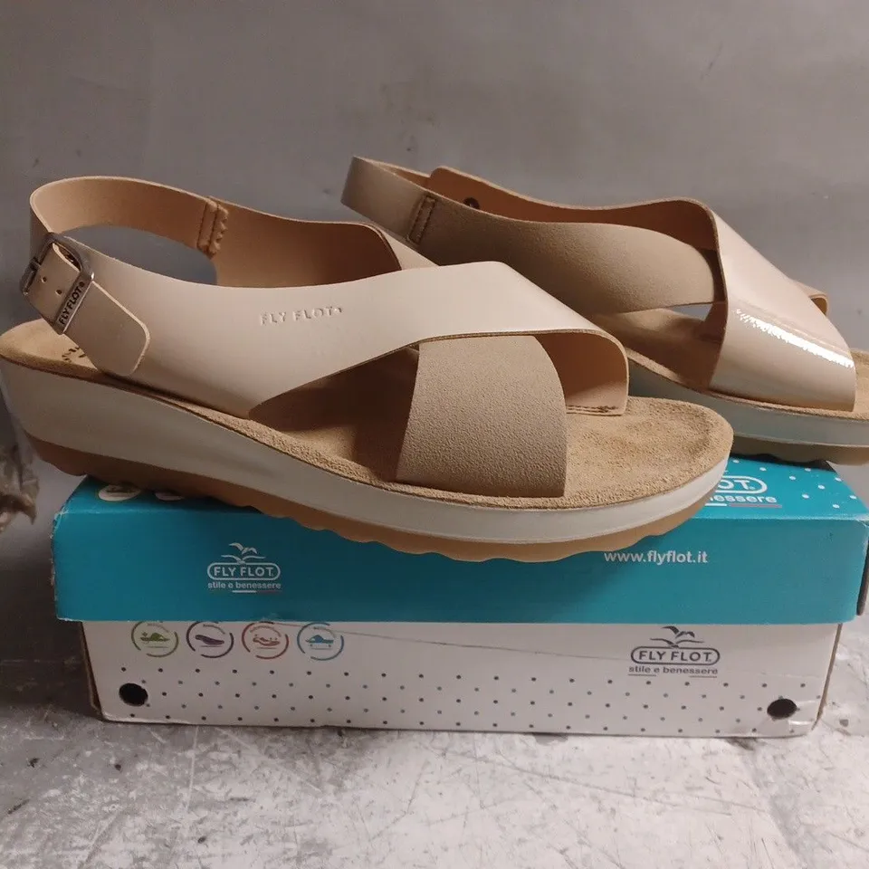 BOXED PAIR OF FLY FLOT OPEN TOE CROSS STRAP SLINGBACK SANDALS IN BEIGE SIZE EU 41