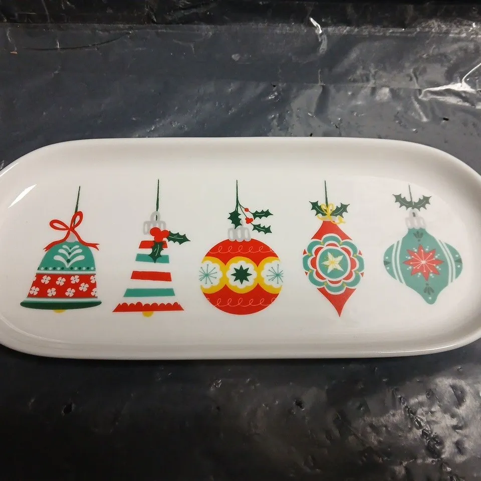 BRAND NEW BOXED DEXAM BAUBLES OVAL PLATES - X6