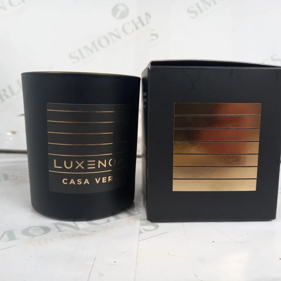 LUXENOA SIGNATURE GLASS CANDLE